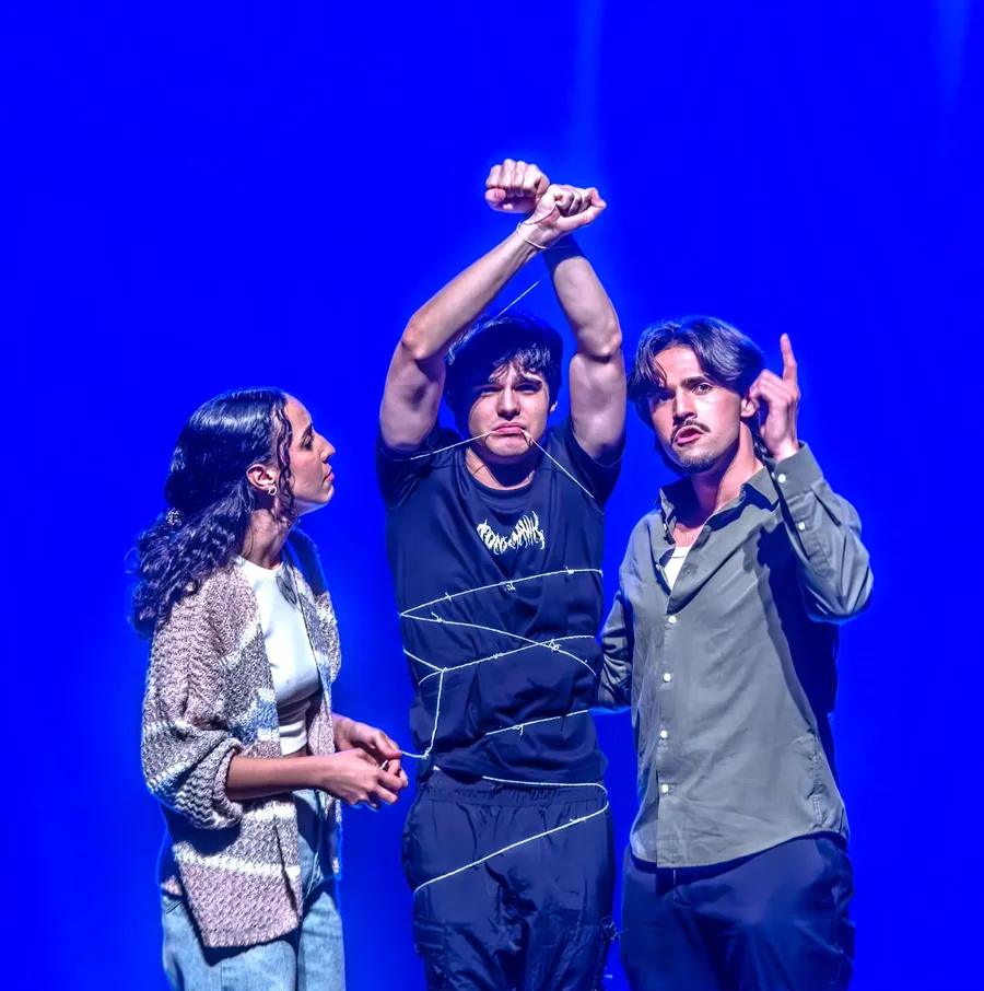 Cena do espetáculo Adolescer — foto 40