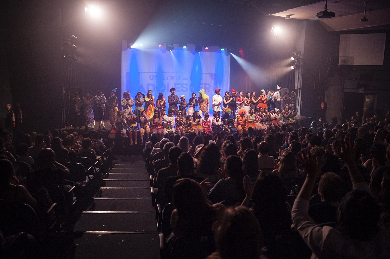 Oficina de Teatro Adolescer